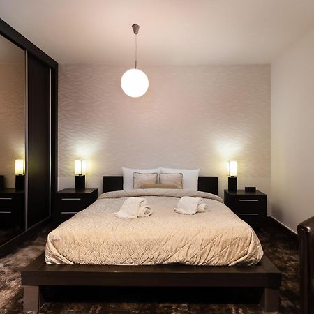 Guest House Panorama Aqualux With Free Parking Novi Sad Kamer foto