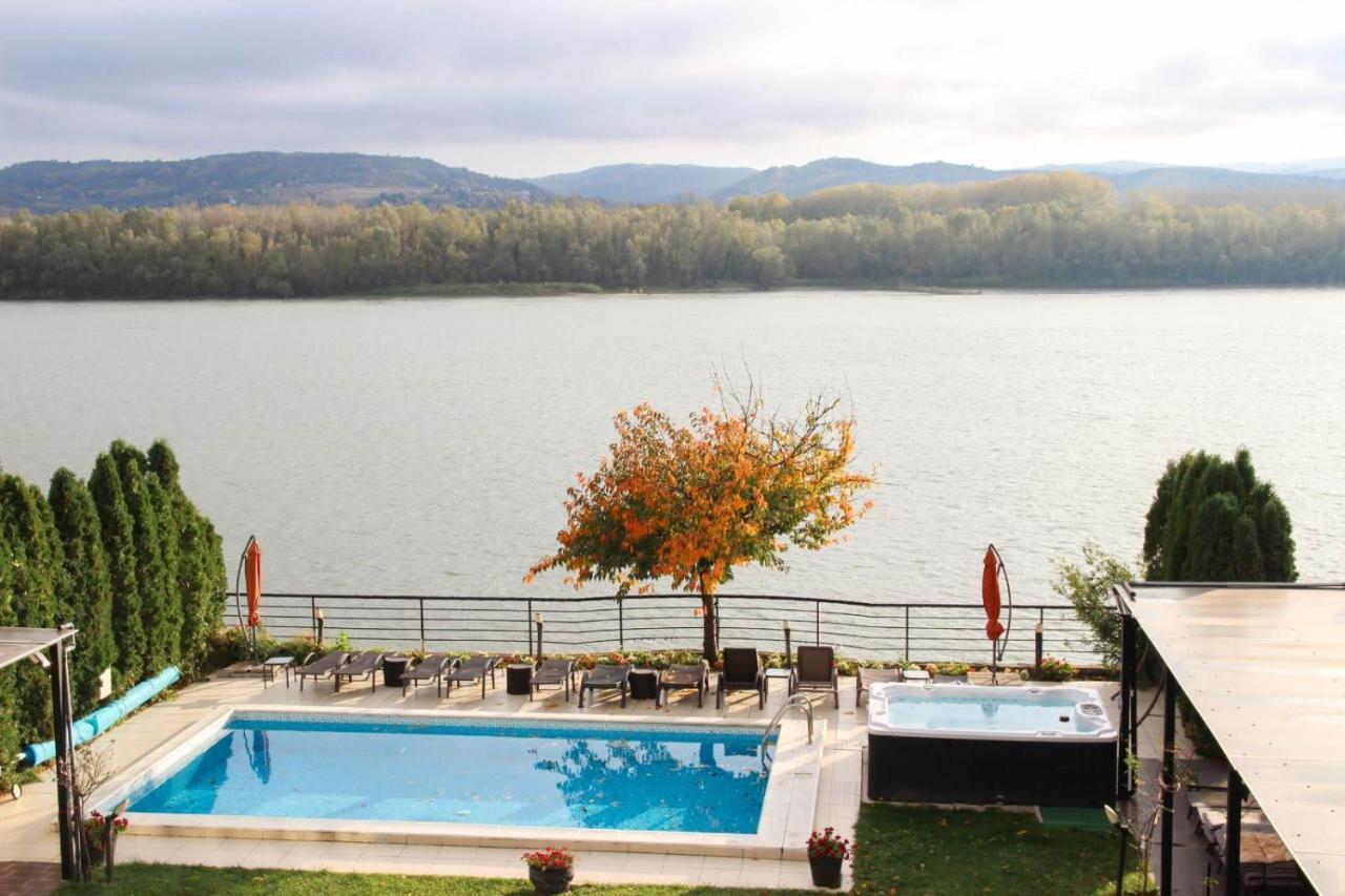 Guest House Panorama Aqualux With Free Parking Novi Sad Buitenkant foto